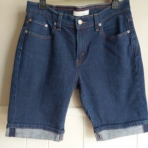 Levi's 515 Women's Bermuda Jean Shorts Sz 10